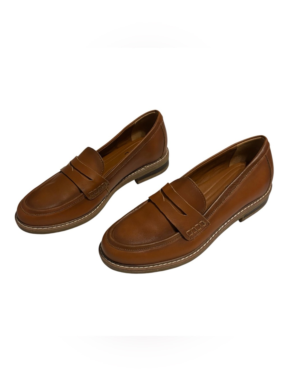 Earth Women’s 7 1/2” E T Javas Tan Leather Slipon Classic Penny Loafers Comfort